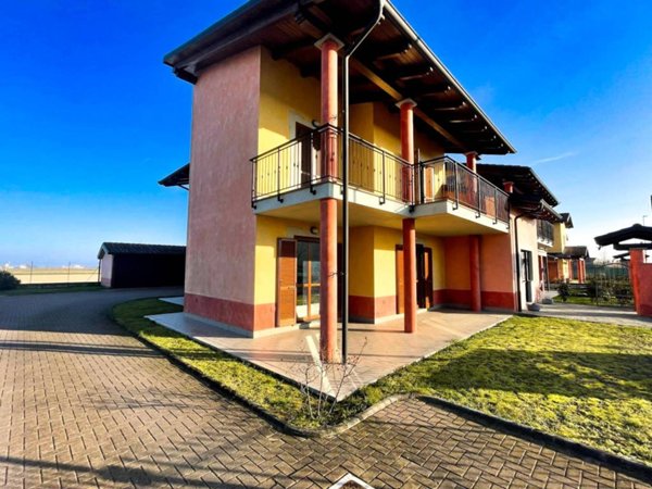 appartamento in vendita a Livorno Ferraris