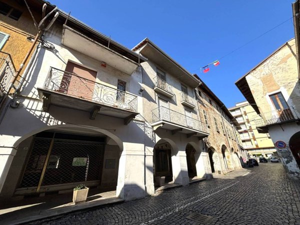 casa indipendente in vendita a Livorno Ferraris