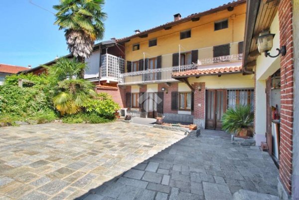casa indipendente in vendita a Livorno Ferraris