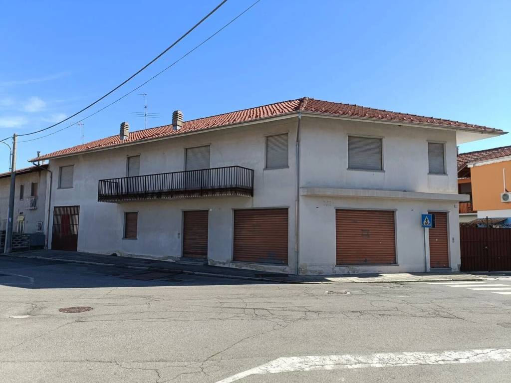 negozio in vendita a Livorno Ferraris