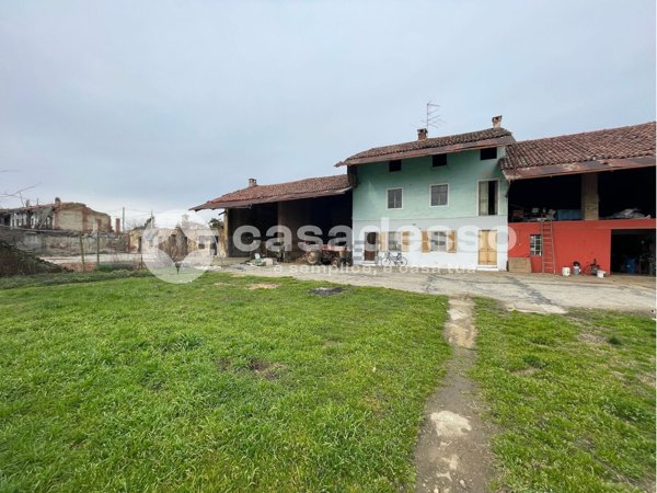 casa indipendente in vendita a Livorno Ferraris