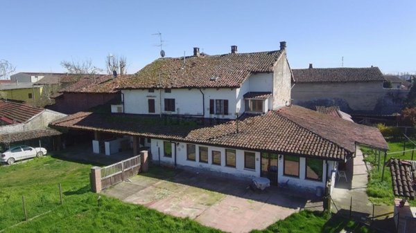 casa indipendente in vendita a Livorno Ferraris