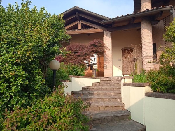 casa indipendente in vendita a Livorno Ferraris