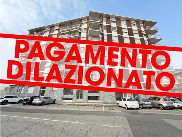 negozio in vendita a Livorno Ferraris in zona Garavoglie