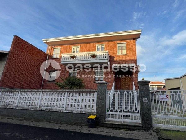 casa indipendente in vendita a Livorno Ferraris in zona Garavoglie