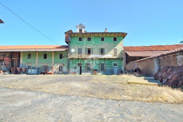 casa indipendente in vendita a Livorno Ferraris in zona Garavoglie