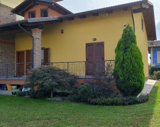 casa indipendente in vendita a Livorno Ferraris in zona Garavoglie