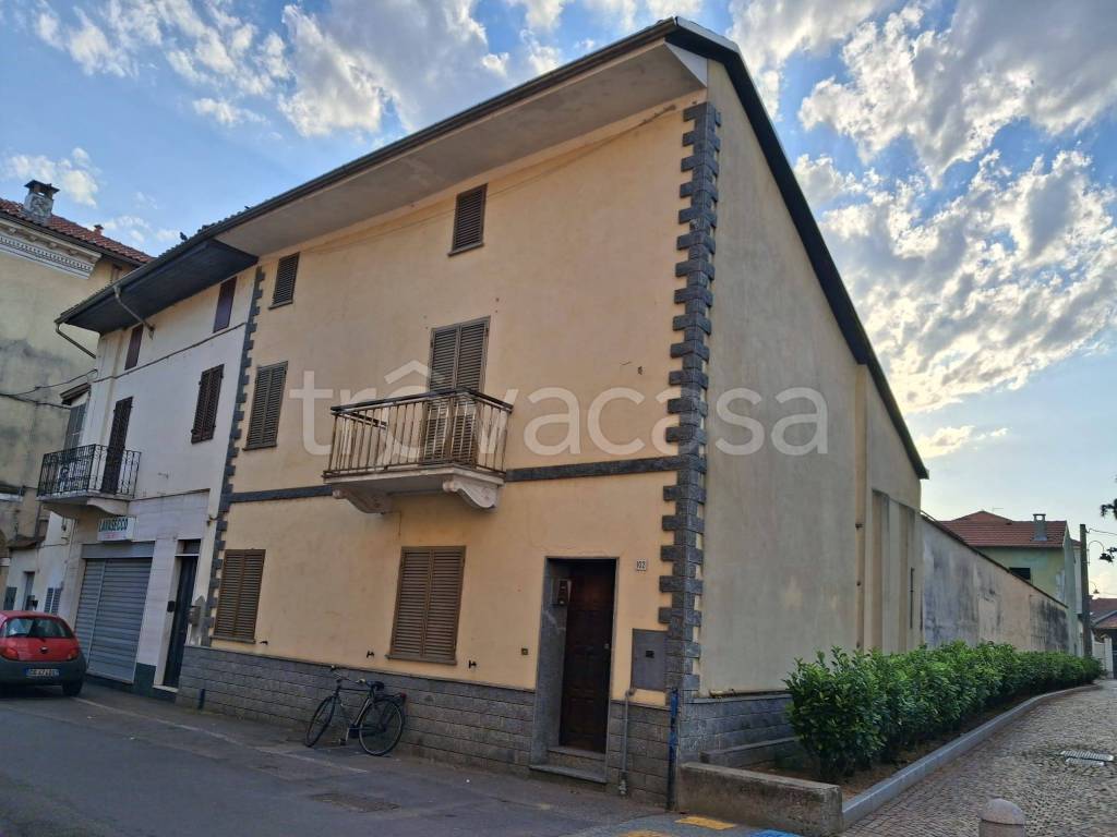casa indipendente in vendita a Livorno Ferraris in zona Garavoglie