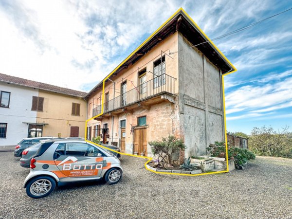 casa semindipendente in vendita a Lozzolo
