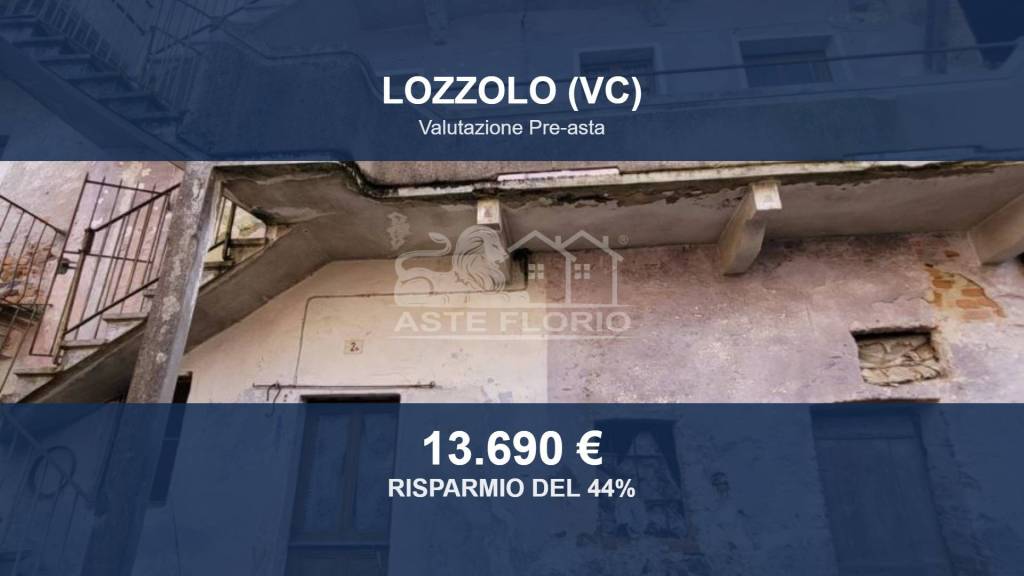 casa indipendente in vendita a Lozzolo