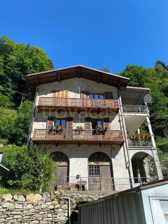 appartamento in vendita a Mollia