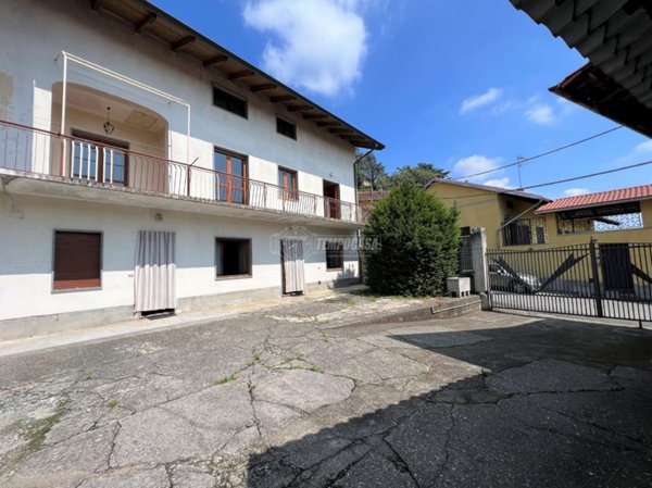 casa indipendente in vendita a Moncrivello