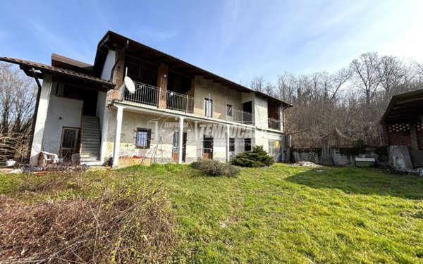 casale in vendita a Moncrivello