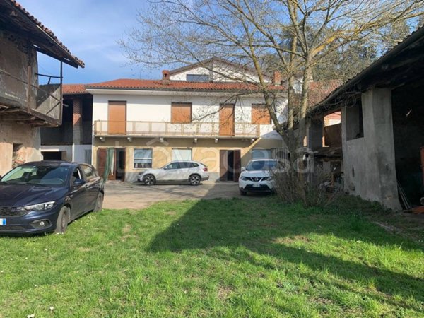 casa indipendente in vendita a Moncrivello