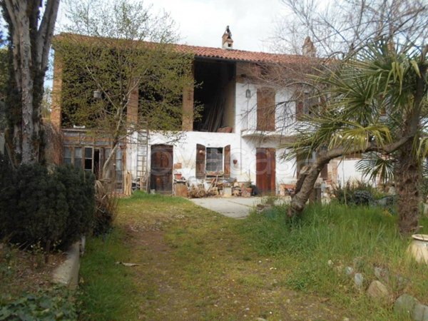 casa indipendente in vendita a Moncrivello