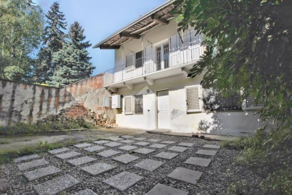 casa indipendente in vendita a Moncrivello