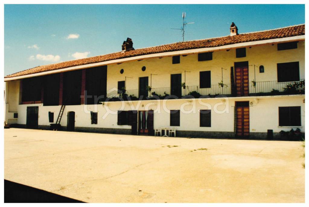 casa indipendente in vendita a Moncrivello