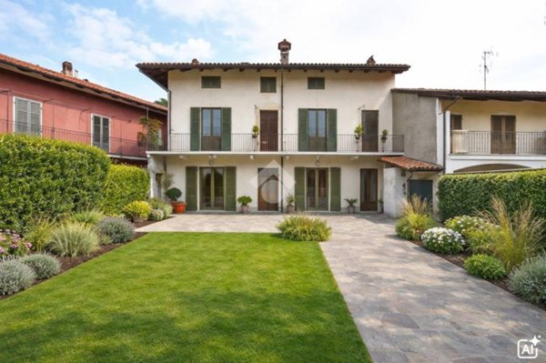 casa indipendente in vendita a Moncrivello
