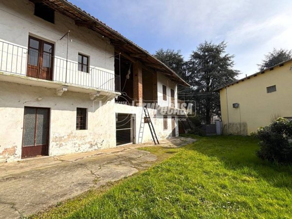 casa indipendente in vendita a Moncrivello