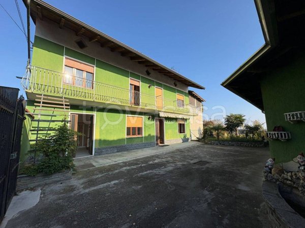 casa indipendente in vendita a Moncrivello