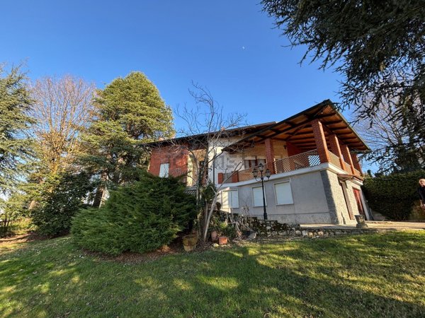 casa indipendente in vendita a Moncrivello