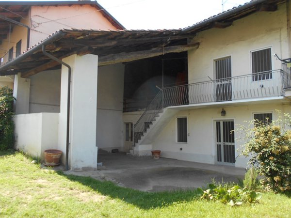 casale in vendita a Moncrivello