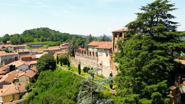 villa in vendita a Moncrivello