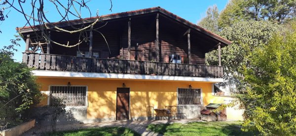 casa indipendente in vendita a Moncrivello