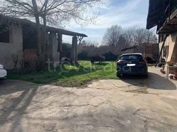 casa indipendente in vendita a Moncrivello