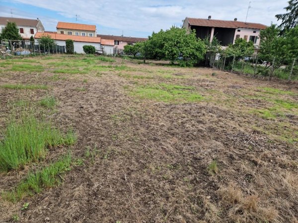 casa indipendente in vendita a Motta de' Conti