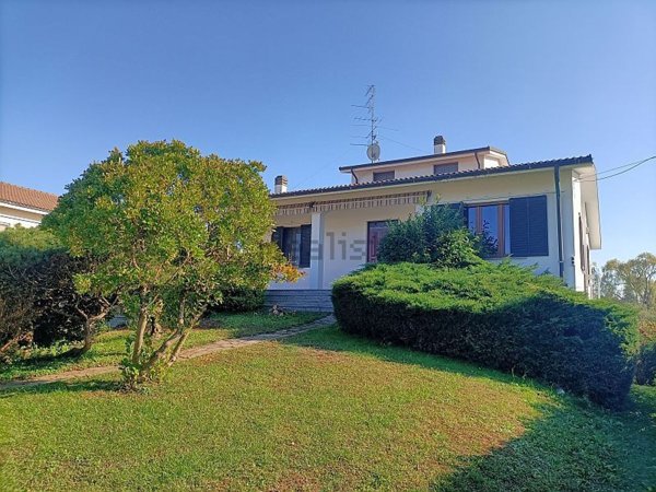 casa indipendente in vendita a Motta de' Conti