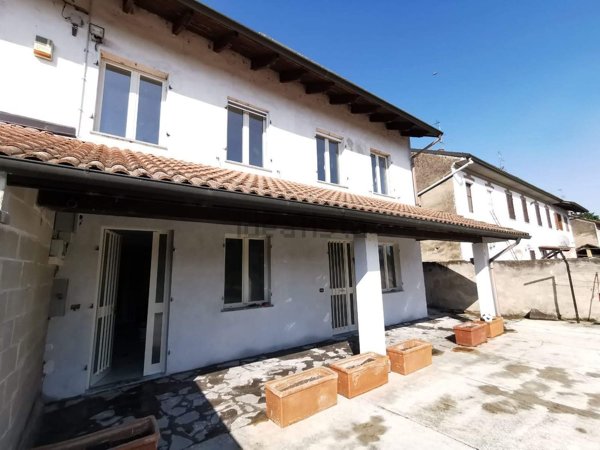 casa semindipendente in vendita a Motta de' Conti