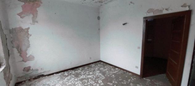 locale di sgombero in vendita a Motta de' Conti