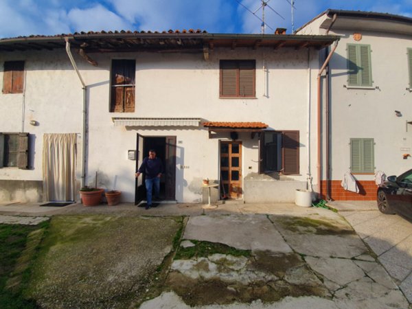 casa indipendente in vendita a Motta de' Conti