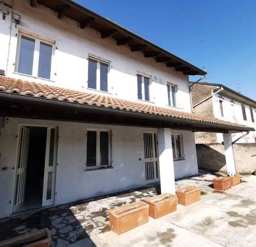 casa indipendente in vendita a Motta de' Conti