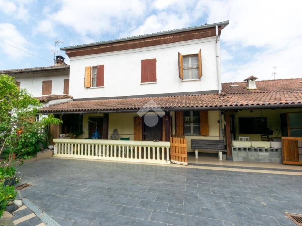 casa indipendente in vendita a Motta de' Conti