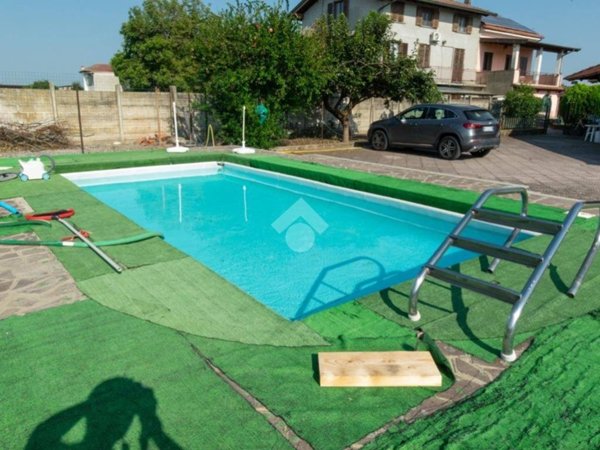 casa indipendente in vendita a Motta de' Conti