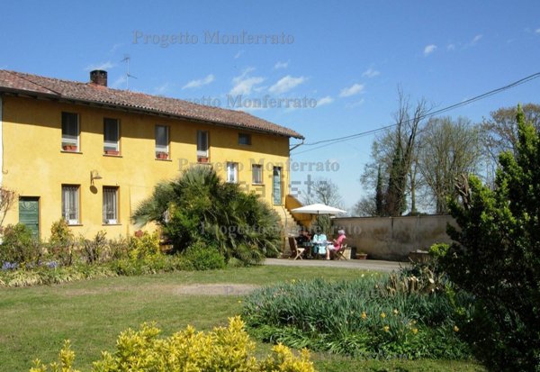casa indipendente in vendita a Motta de' Conti in zona Mantie