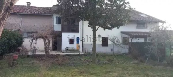 casa indipendente in vendita a Motta de' Conti