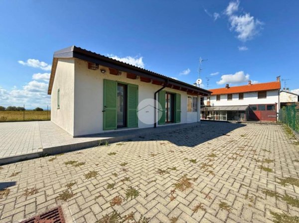 casa indipendente in vendita ad Olcenengo