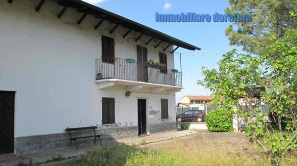 casa indipendente in vendita ad Oldenico