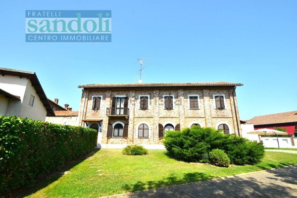 casa indipendente in vendita ad Oldenico