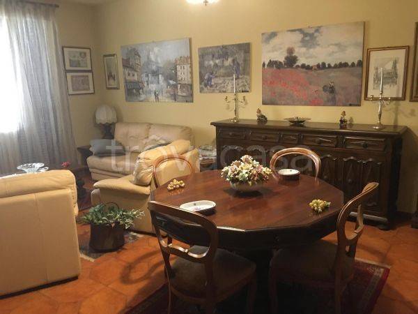 casa indipendente in vendita ad Oldenico