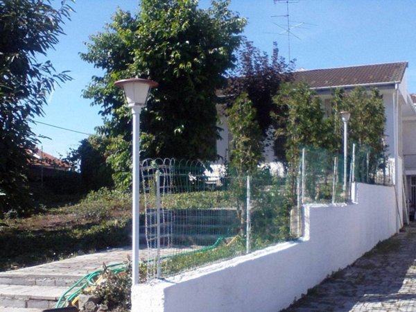 casa indipendente in vendita a Palazzolo Vercellese