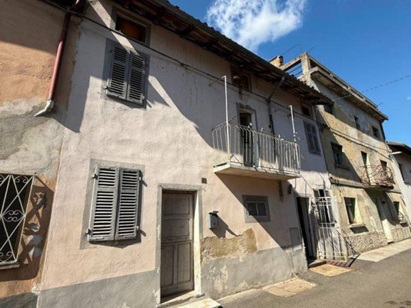 casa indipendente in vendita a Palazzolo Vercellese