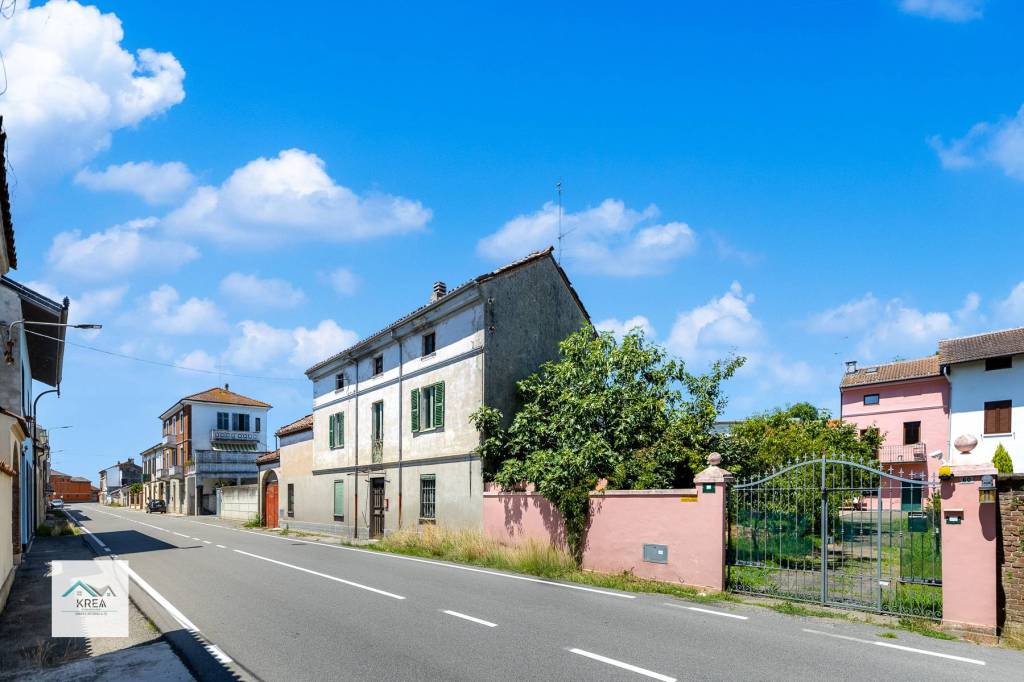 casa indipendente in vendita a Palazzolo Vercellese