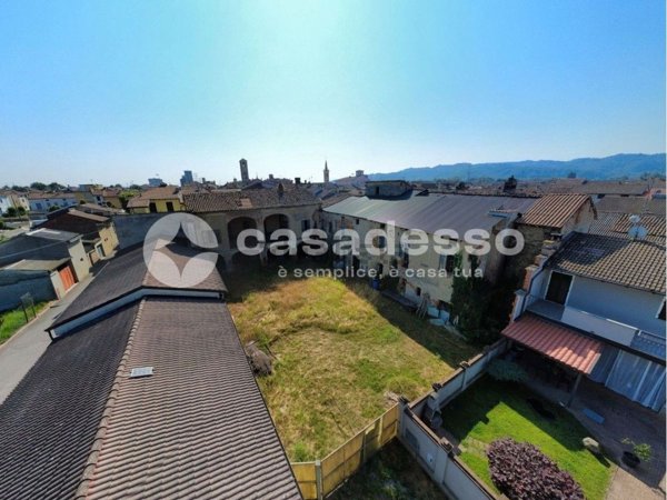 casale in vendita a Palazzolo Vercellese