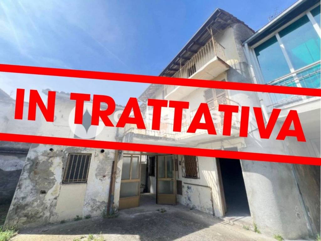 casa indipendente in vendita a Palazzolo Vercellese