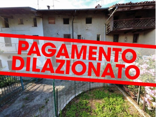 casa indipendente in vendita a Palazzolo Vercellese