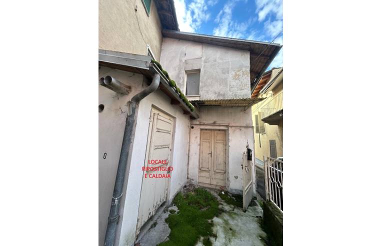 casa indipendente in vendita a Palazzolo Vercellese